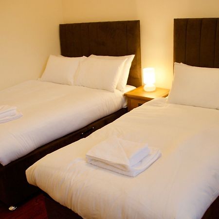 2 Bedroom Flat Off Leith Walk Accommodates 7 Edimburgo Exterior foto